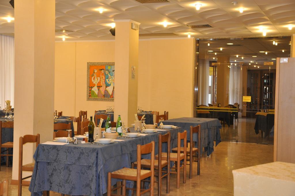 Hotel Terme Di San Vittore Genga  Exteriér fotografie
