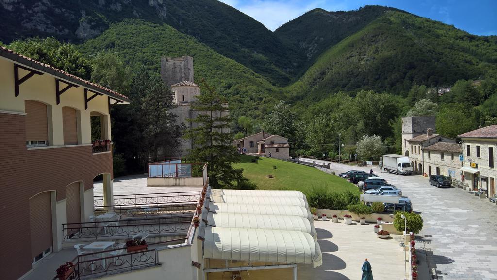 Hotel Terme Di San Vittore Genga  Exteriér fotografie