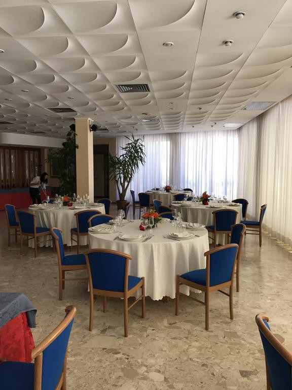 Hotel Terme Di San Vittore Genga  Exteriér fotografie